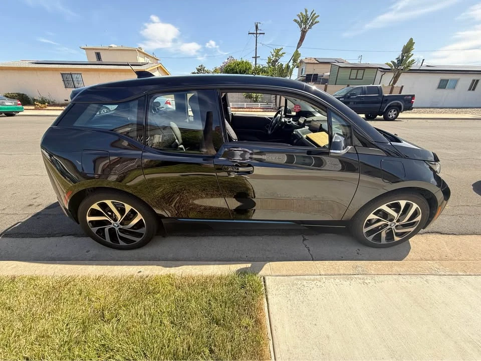 2017 BMW i3 - Image 5 of 9