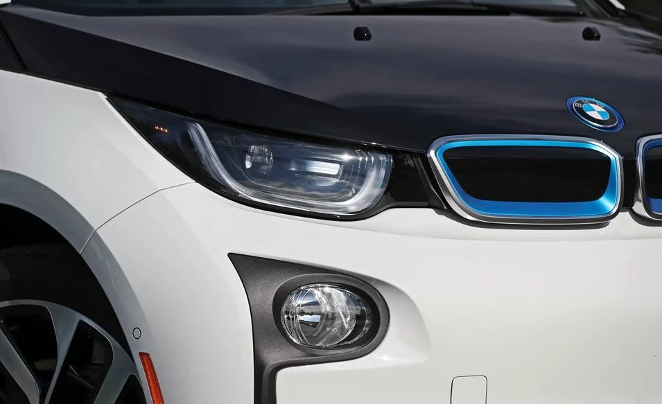 2017 BMW i3 - Image 4 of 11