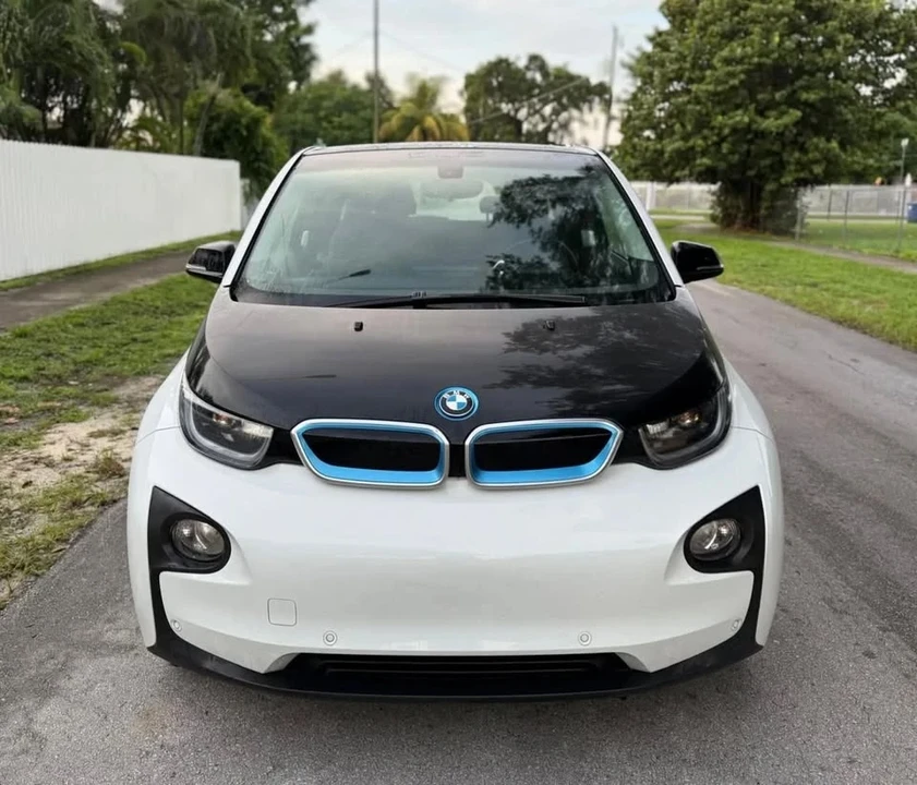 2017 BMW i3 - Image 10 of 16