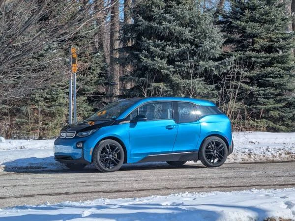 2017 BMW i3 - Image 4 of 6