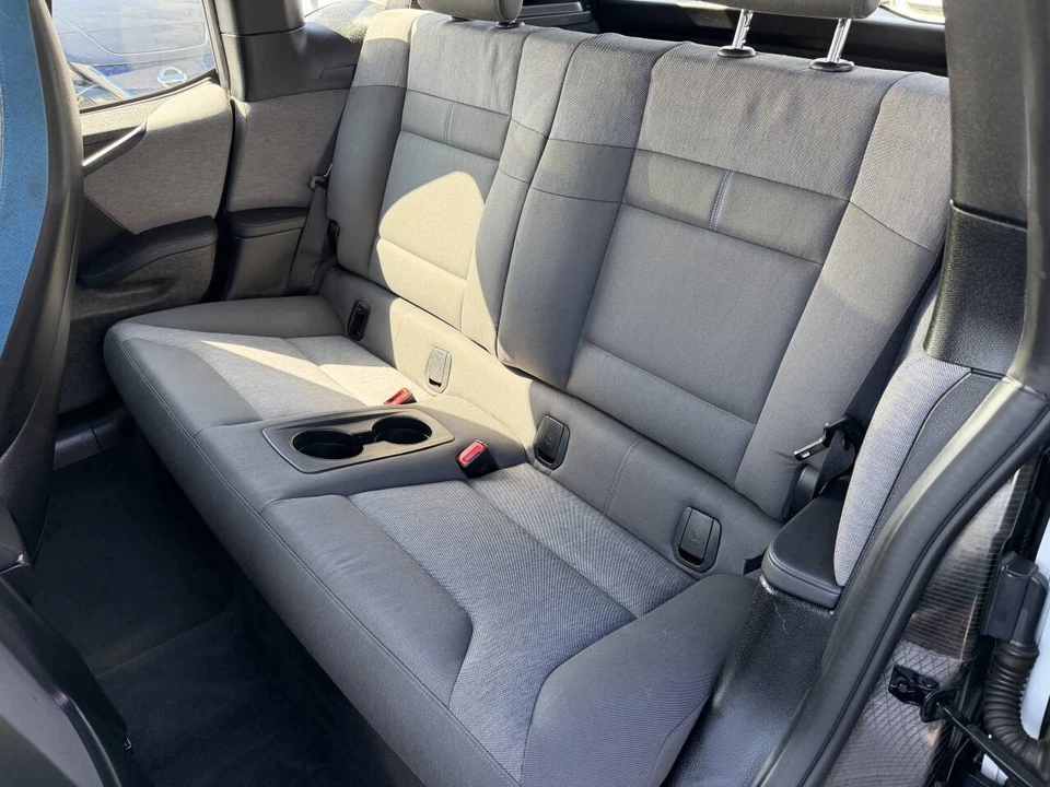 2017 BMW i3 - Image 9 of 17