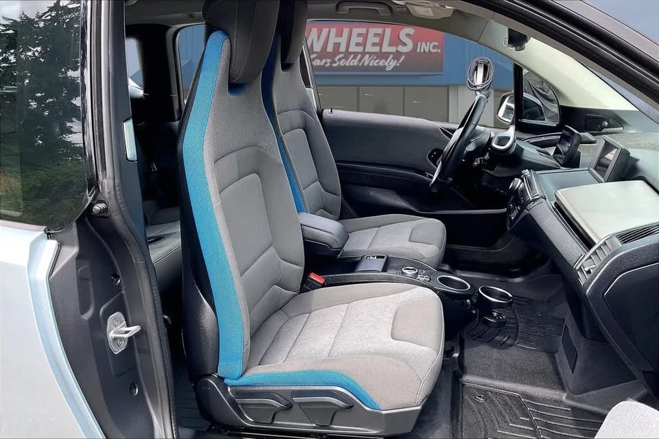 2017 BMW i3 - Image 7 of 20
