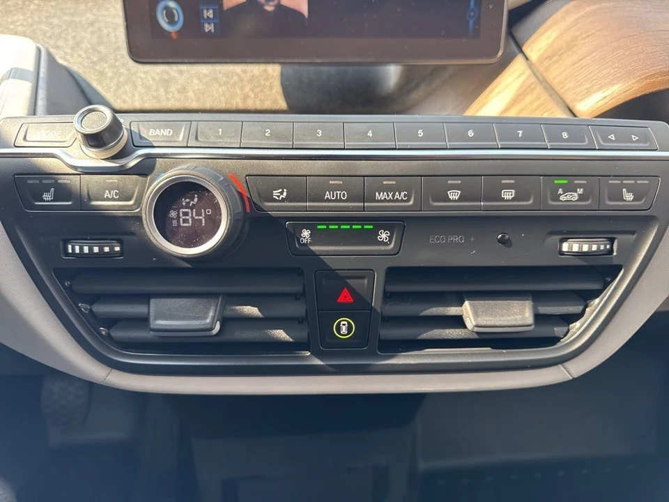 2017 BMW i3 - Image 18 of 21