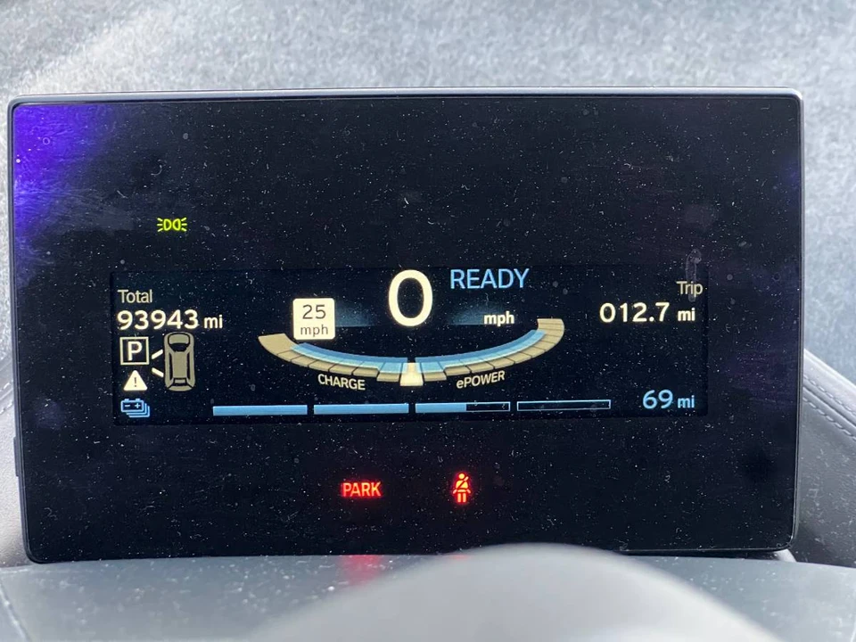 2017 BMW i3 - Image 12 of 15