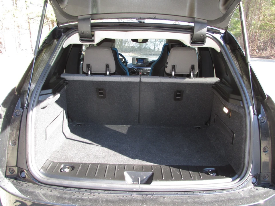 2017 BMW i3 - Image 10 of 20