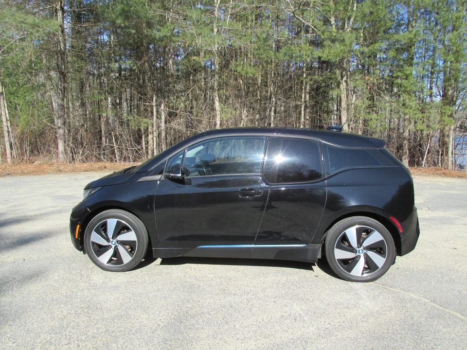 2017 BMW i3 - Image 2 of 20