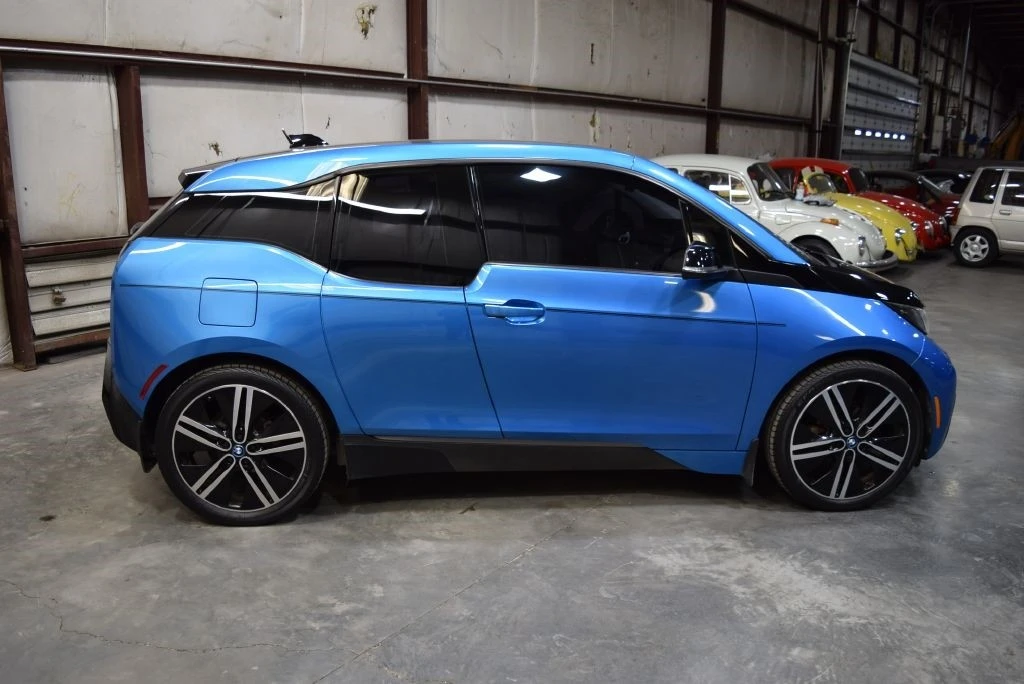 2017 BMW i3 - Image 9 of 21