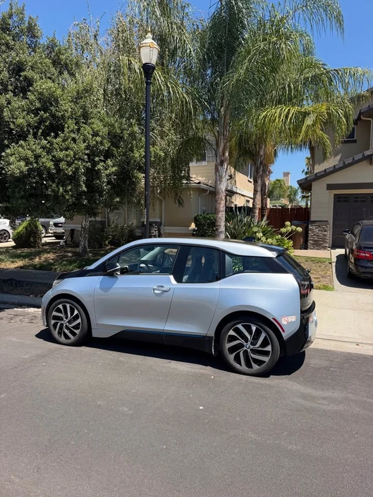 2017 BMW i3 - Image 3 of 10