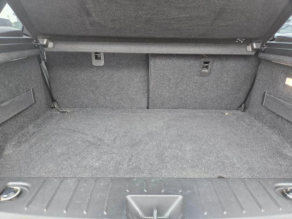 2017 BMW i3 - Image 18 of 19