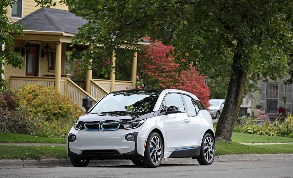 2017 BMW i3 - Image 3 of 19