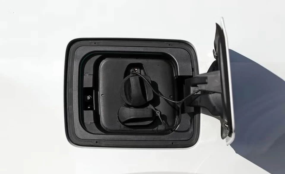 2017 BMW i3 - Image 15 of 19