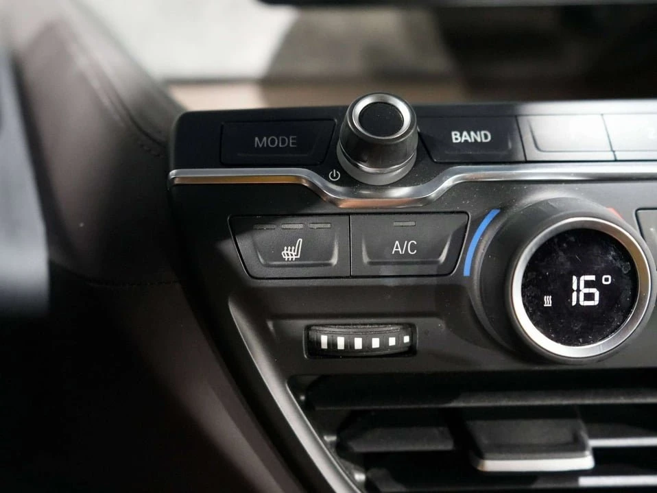 2017 BMW i3 - Image 18 of 20