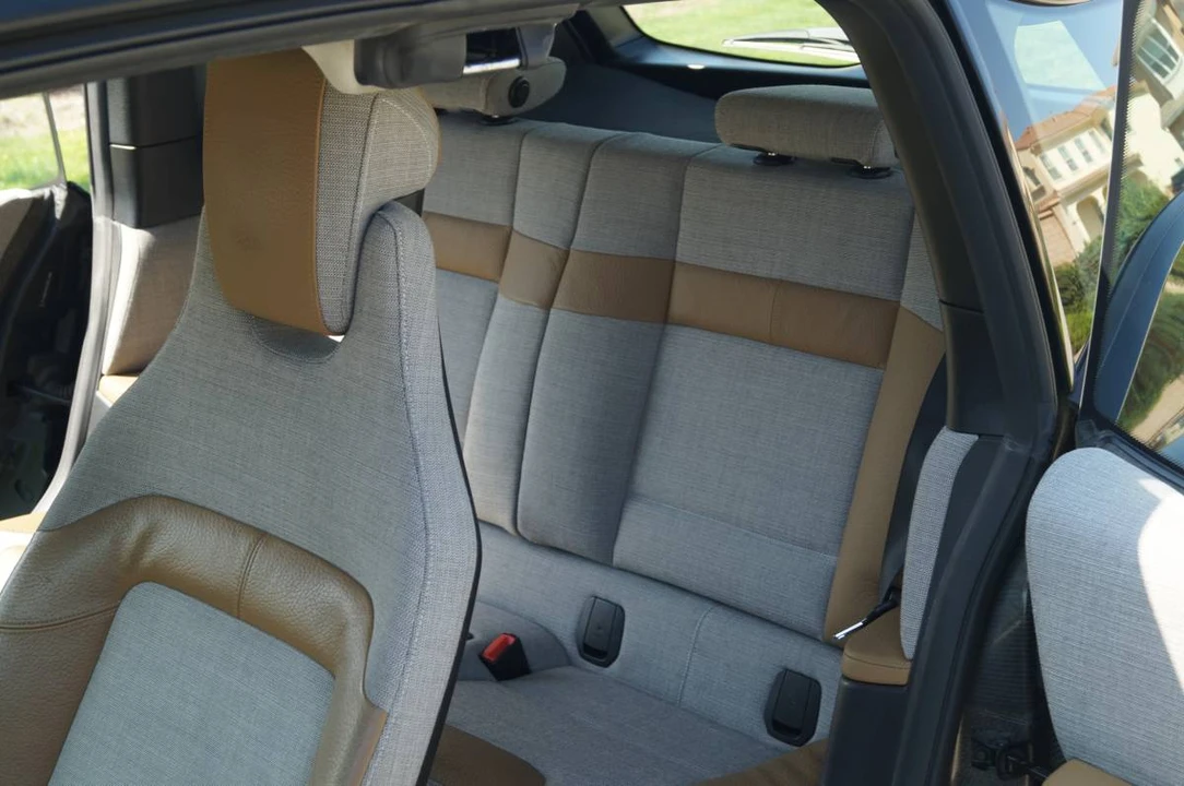 2017 BMW i3 - Image 13 of 21