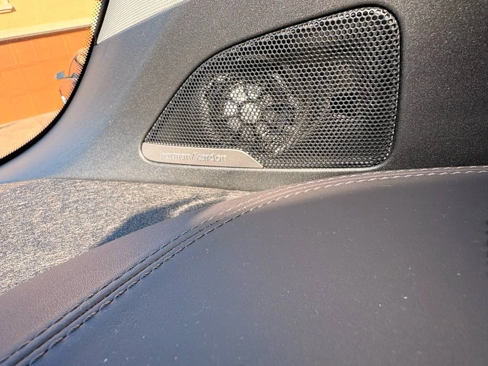 2017 BMW i3 - Image 9 of 10