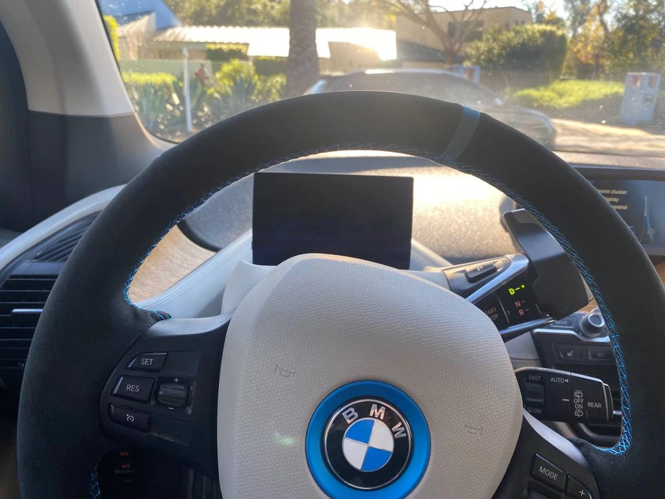 2017 BMW i3 - Image 21 of 23