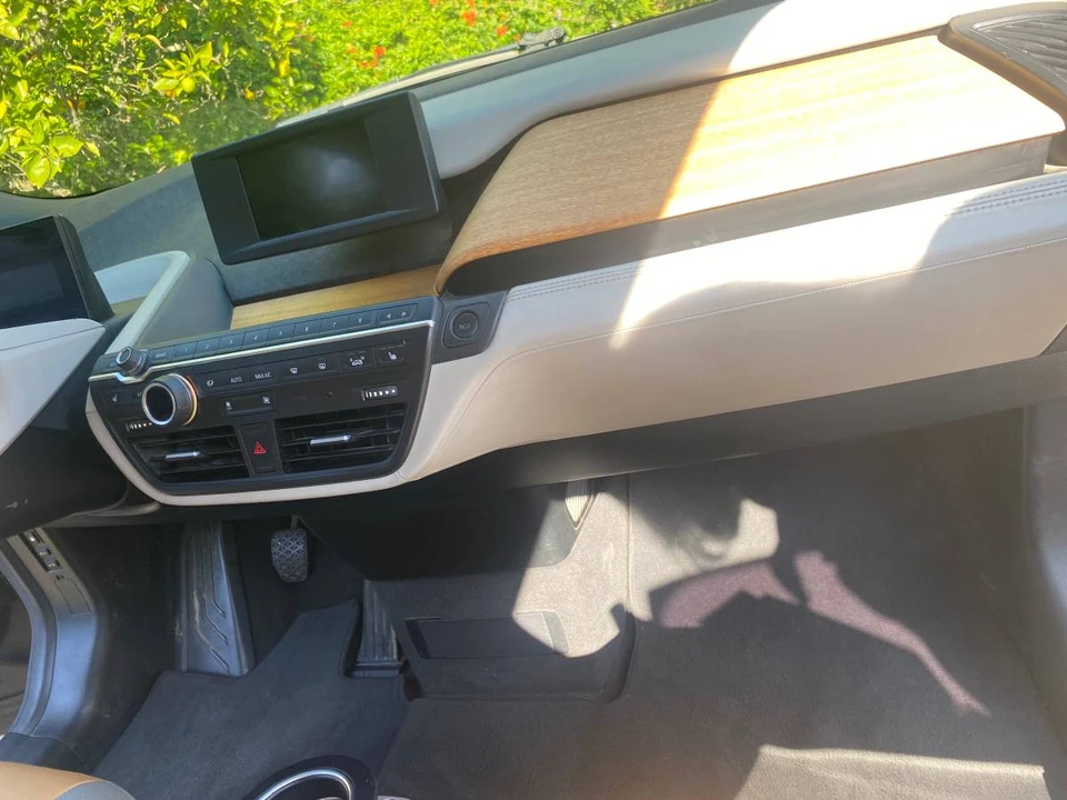 2017 BMW i3 - Image 23 of 23