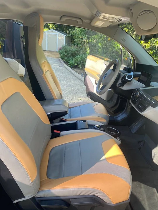 2017 BMW i3 - Image 17 of 23