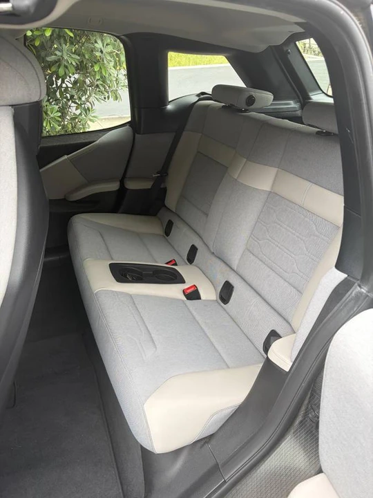 2017 BMW i3 - Image 7 of 7