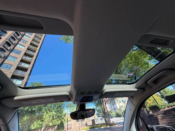 2017 BMW i3 - Image 5 of 21