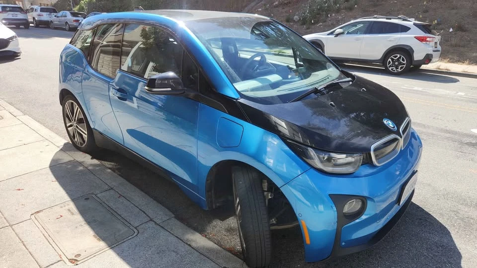 2017 BMW i3 - Image 5 of 7