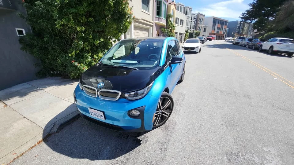 2017 BMW i3 - Image 2 of 7