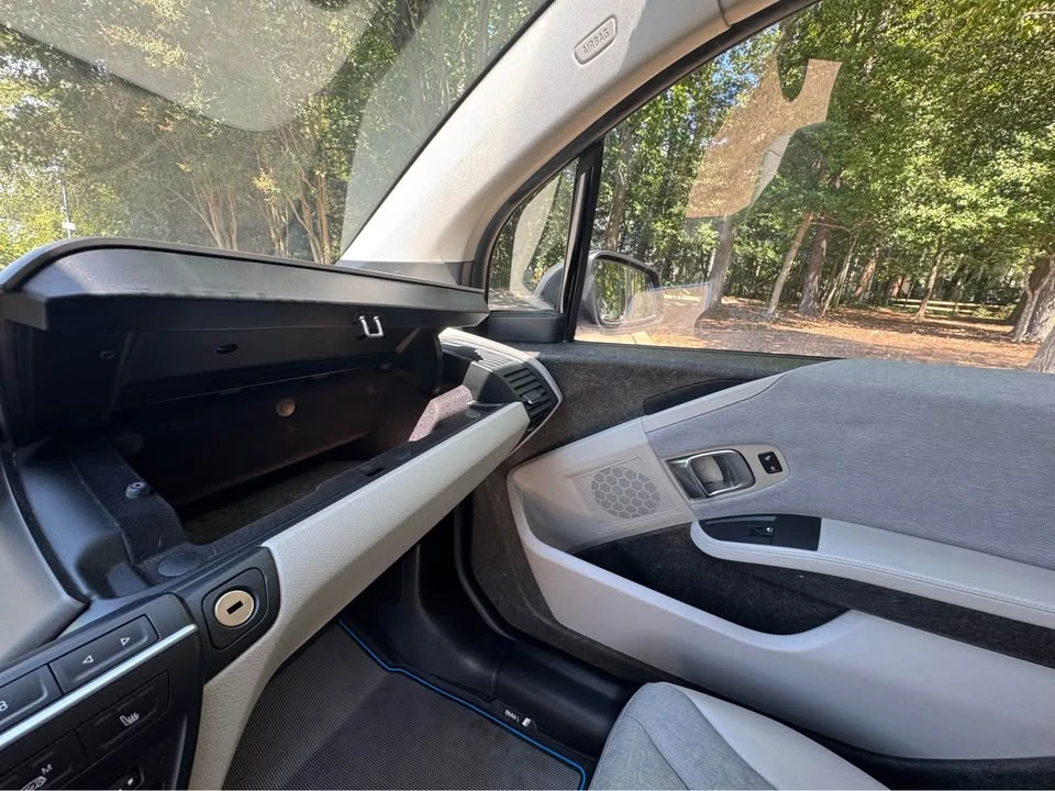 2017 BMW i3 - Image 14 of 20