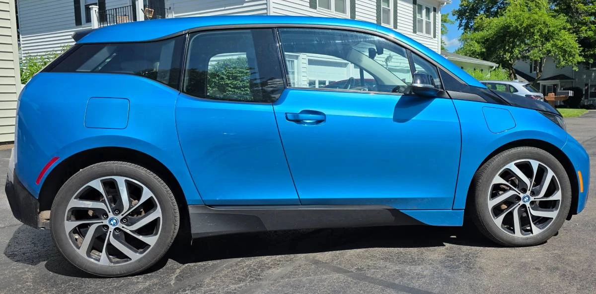 2017 BMW i3 - Image 2 of 22