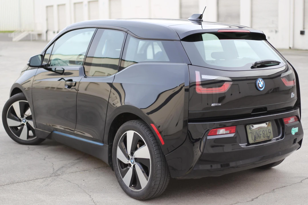 2017 BMW i3 - Image 4 of 22