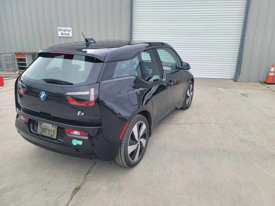 2017 BMW i3 - Image 18 of 22
