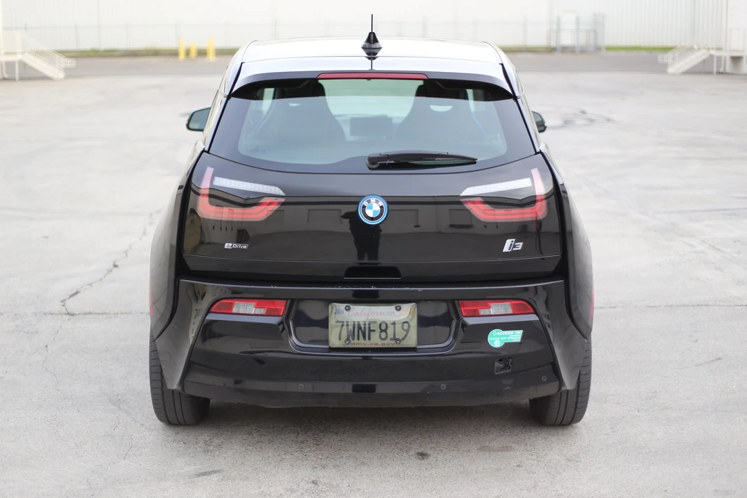 2017 BMW i3 - Image 17 of 22