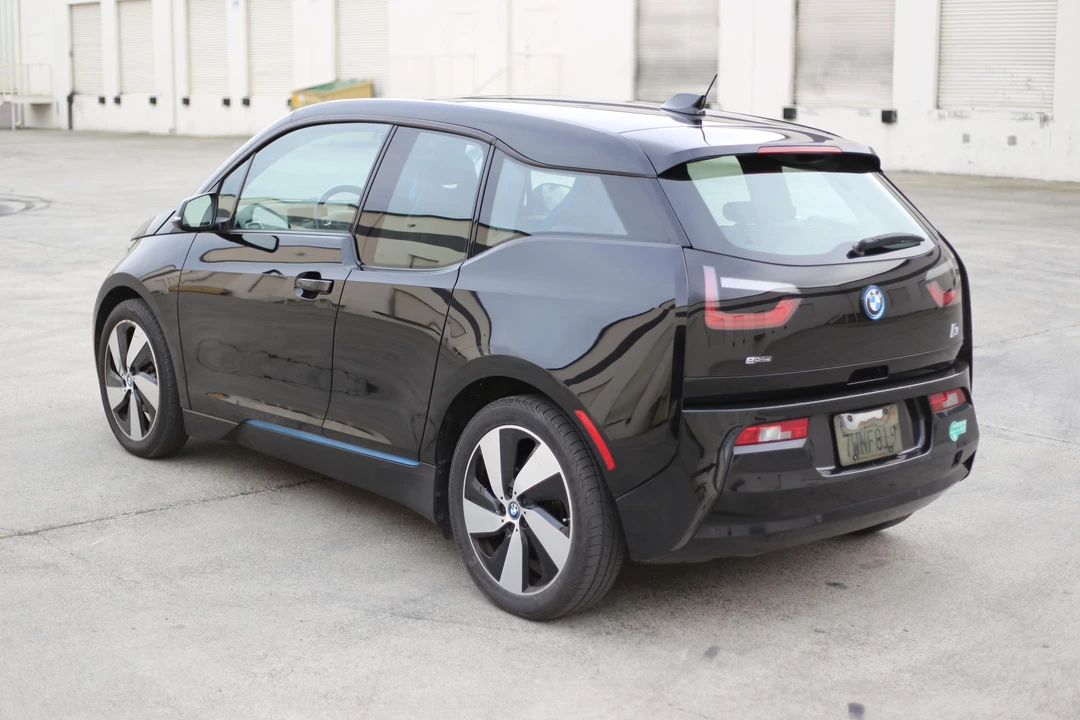 2017 BMW i3 - Image 14 of 22