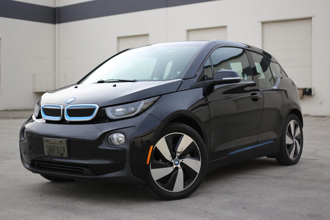 2017 BMW i3 - Image 9 of 21