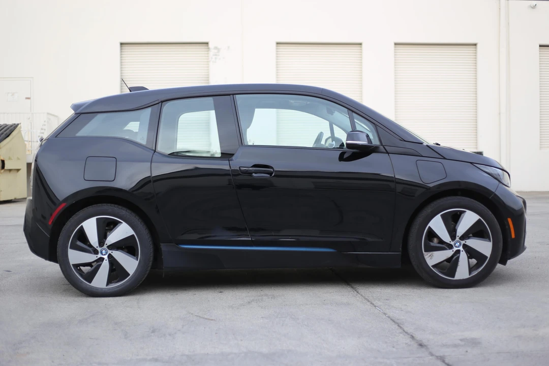 2017 BMW i3 - Image 3 of 22