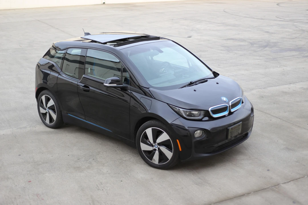 2017 BMW i3 - Image 21 of 22