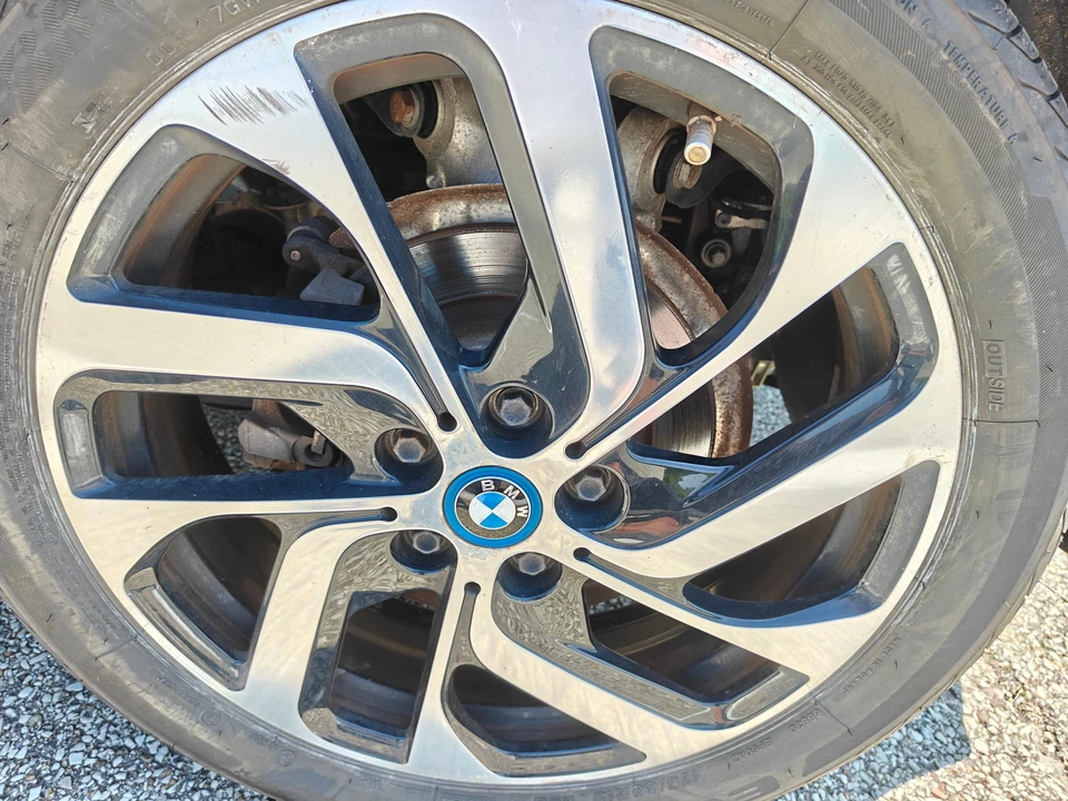 2017 BMW i3 - Image 23 of 31