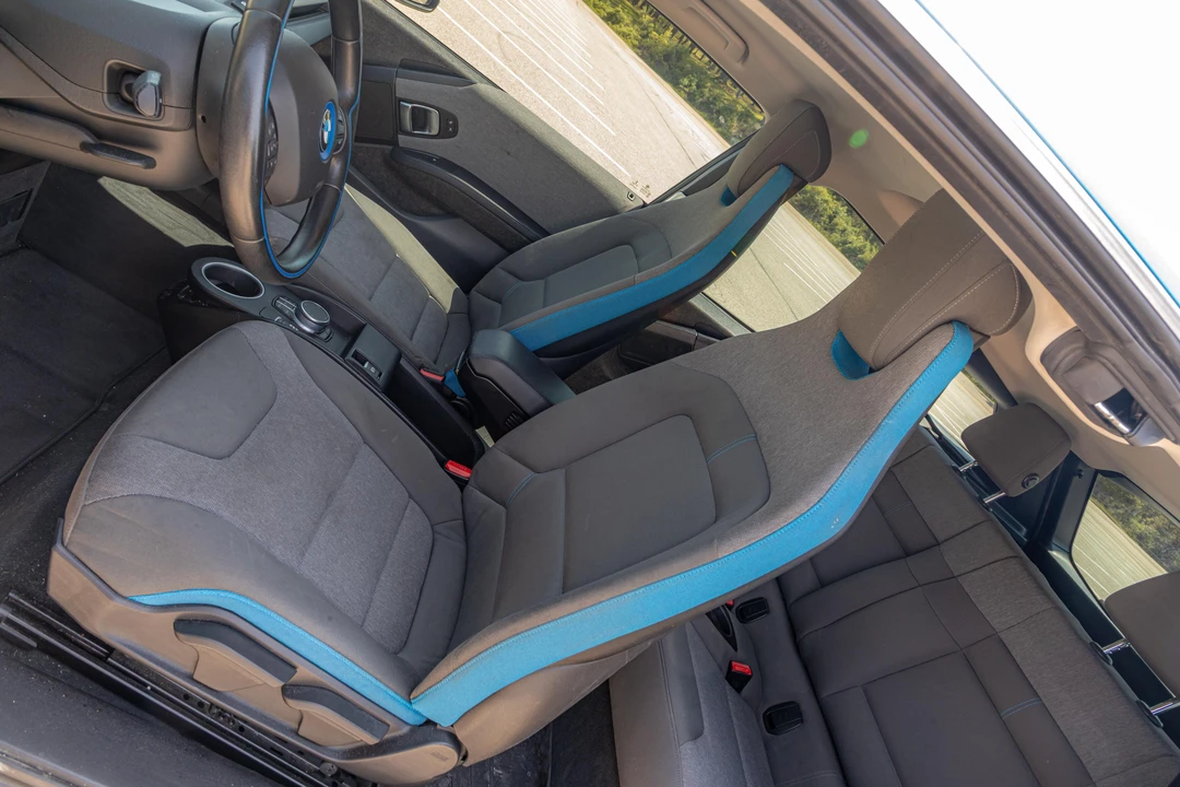 2017 BMW i3 - Image 30 of 31