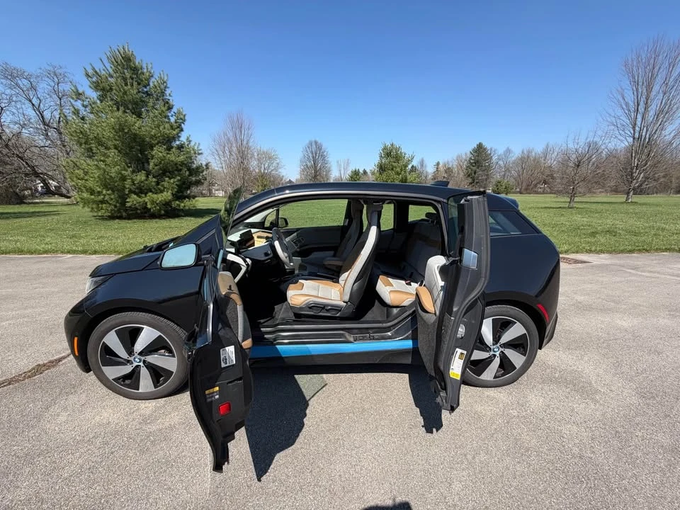 2017 BMW i3 - Image 9 of 14