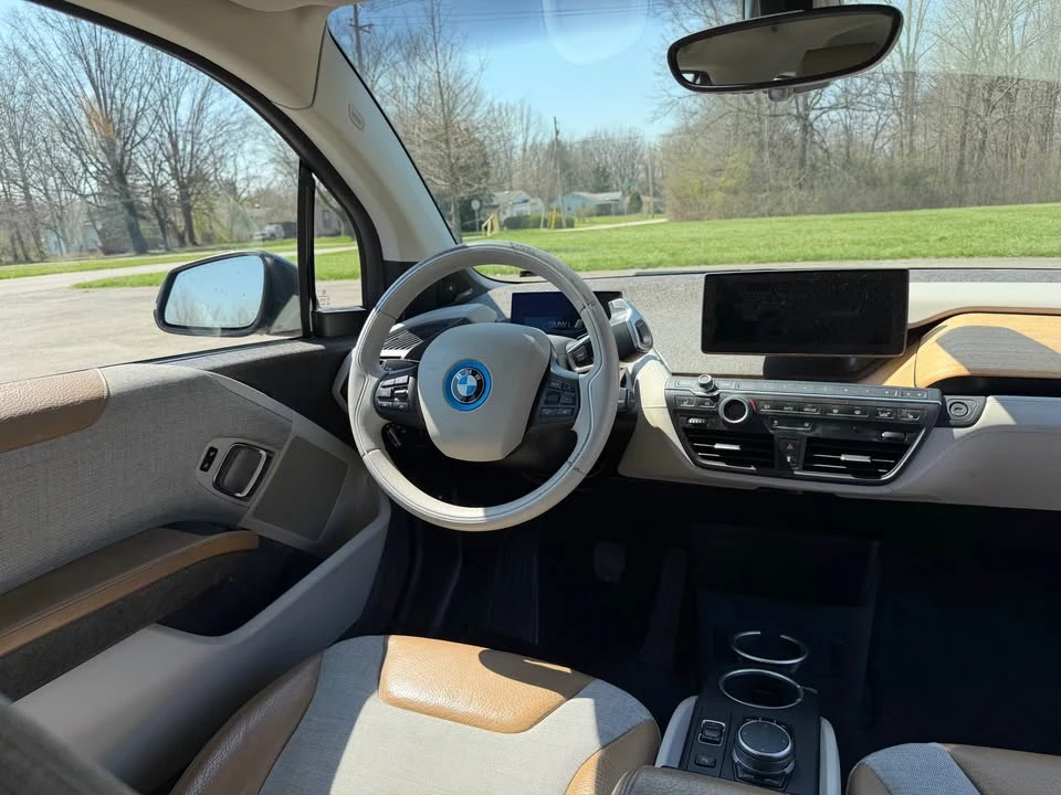 2017 BMW i3 - Image 3 of 14