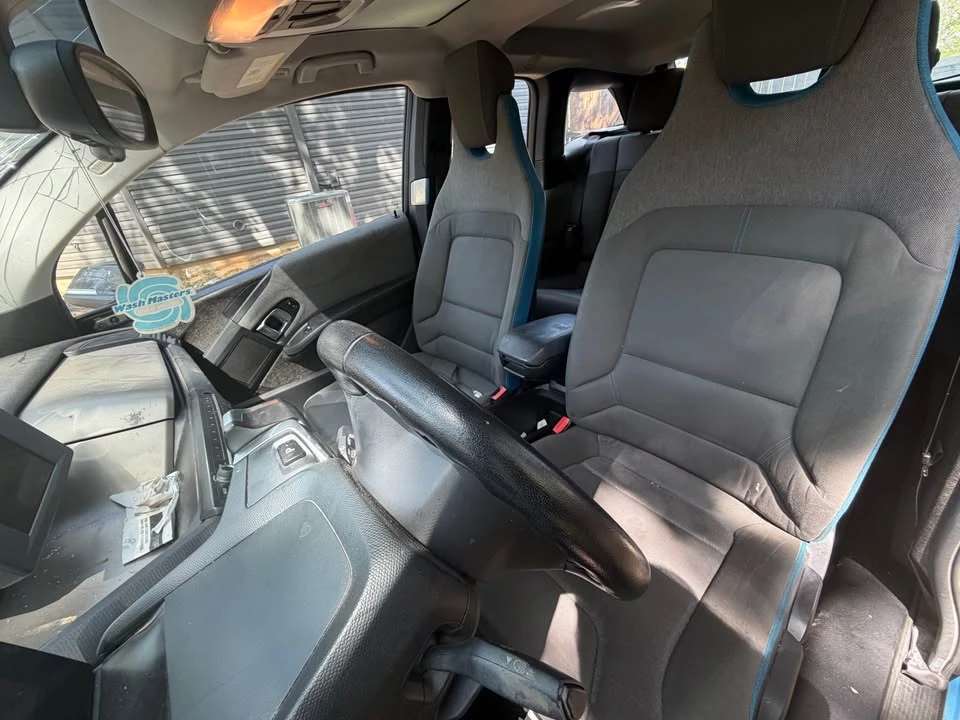 2017 BMW i3 - Image 7 of 8