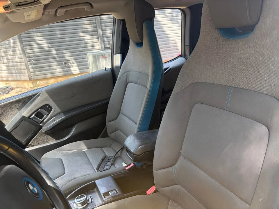 2017 BMW i3 - Image 8 of 8
