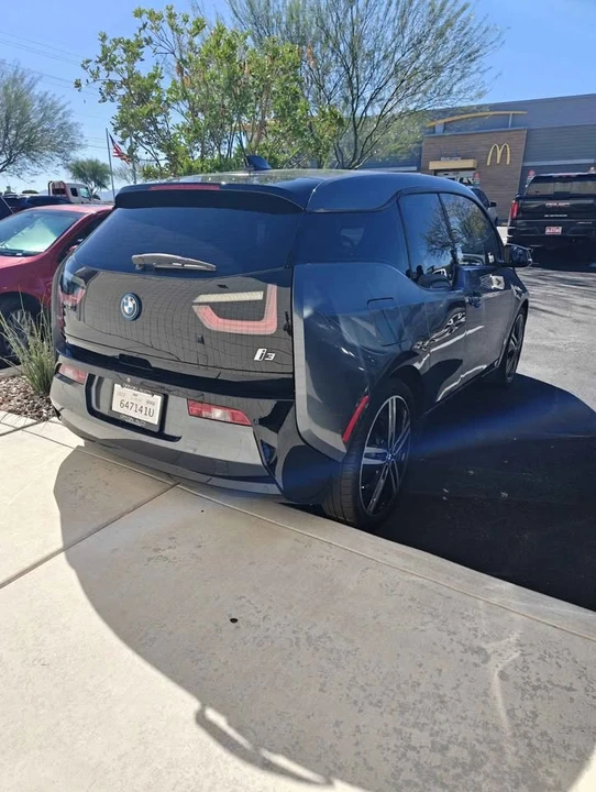 2017 BMW i3 - Image 2 of 3