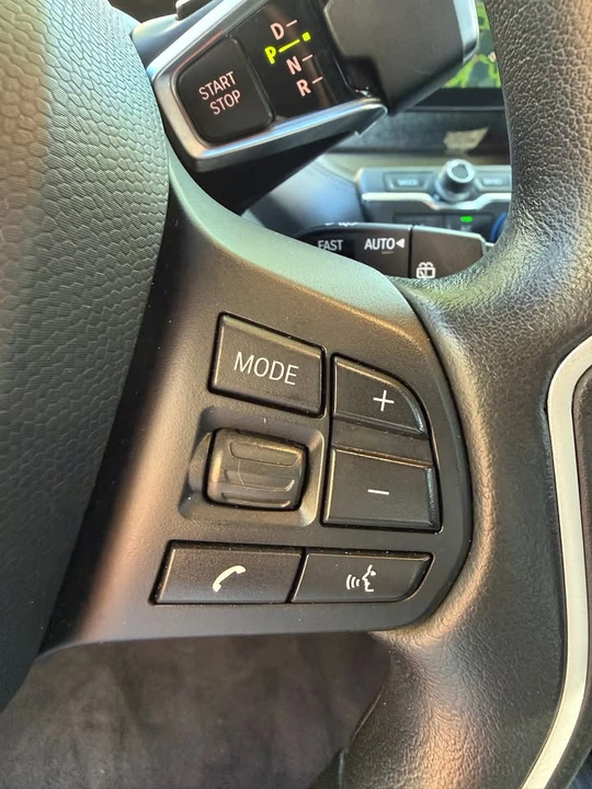 2017 BMW i3 - Image 7 of 20