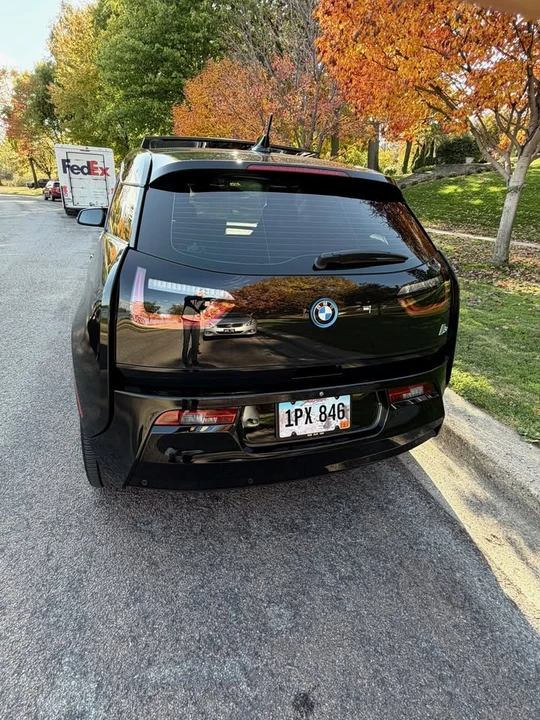 2017 BMW i3 - Image 13 of 20