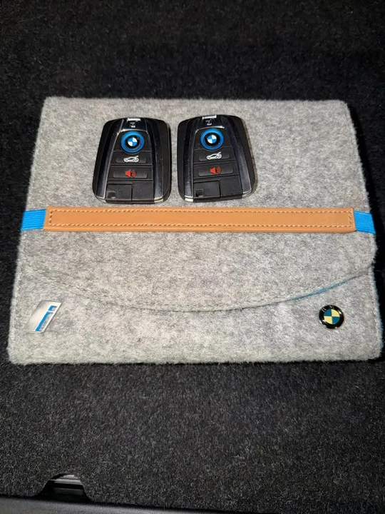 2017 BMW i3 - Image 11 of 20