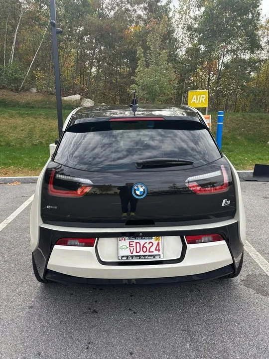 2017 BMW i3 - Image 3 of 9