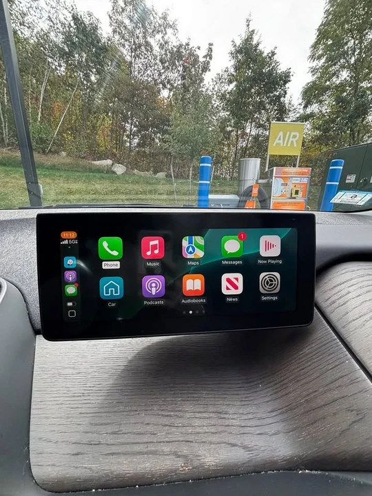 2017 BMW i3 - Image 8 of 9