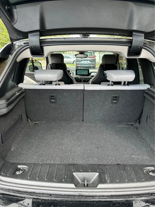2017 BMW i3 - Image 12 of 16