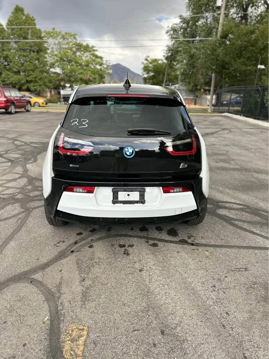 2017 BMW i3 - Image 8 of 16