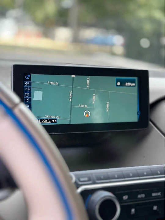 2017 BMW i3 - Image 14 of 16