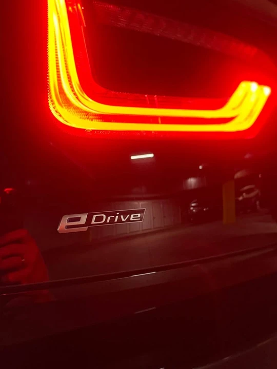 2017 BMW i3 - Image 16 of 20